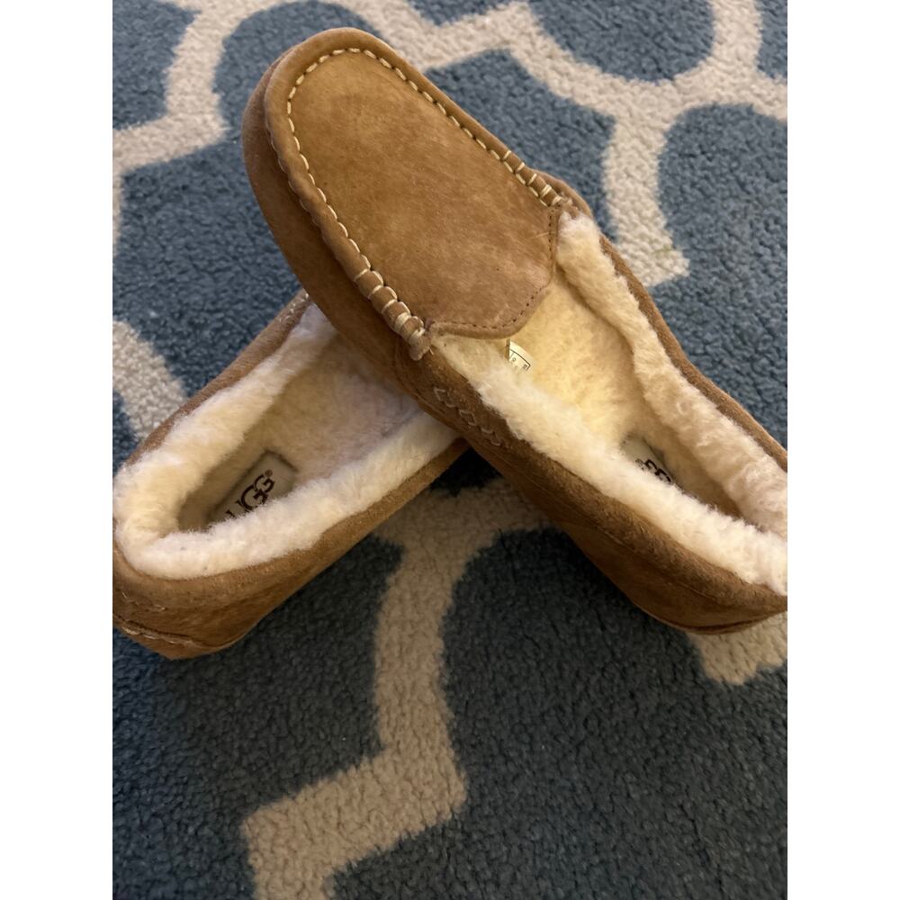 UGG WOMEN'S ANSLEY MOCCASIN  in Chestnut. Women's Size 8. NWOT - Picture 4 of 5